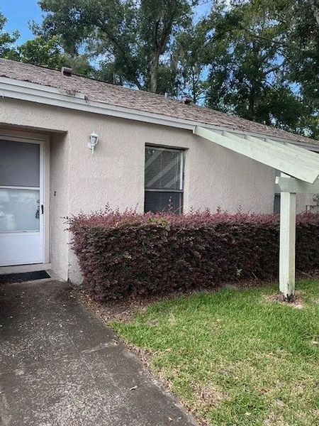 3/2 Villa in Desirable Area of Winter Park!