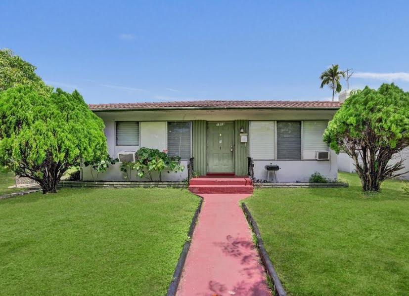 Hollywood 4-Plex Priced as a Duplex - HUGE ROI Potential